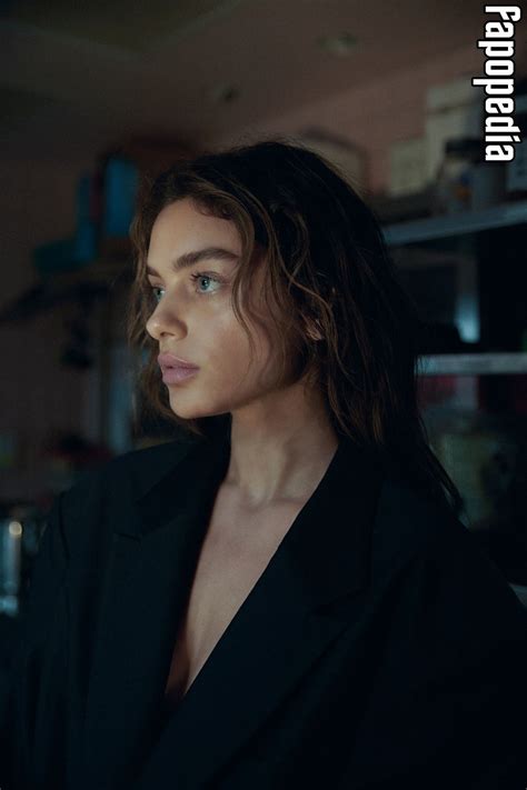 Odeya Rush Nude Porn Babysitter Having Sex .